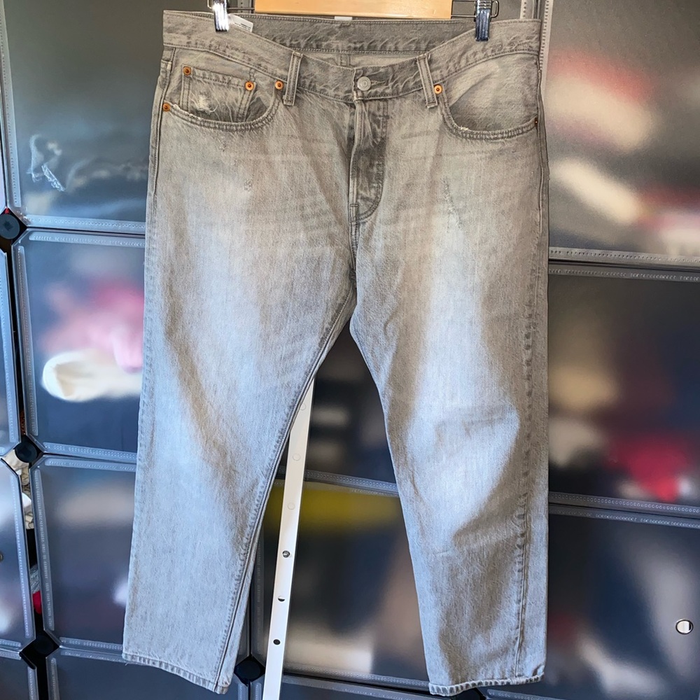 Levi’s 501 CT Distressing Gray Jeans Women’s Size 31